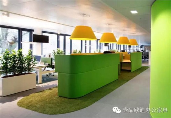 為什么辦公室里一定要養植物？-壹品歐迪辦公家具