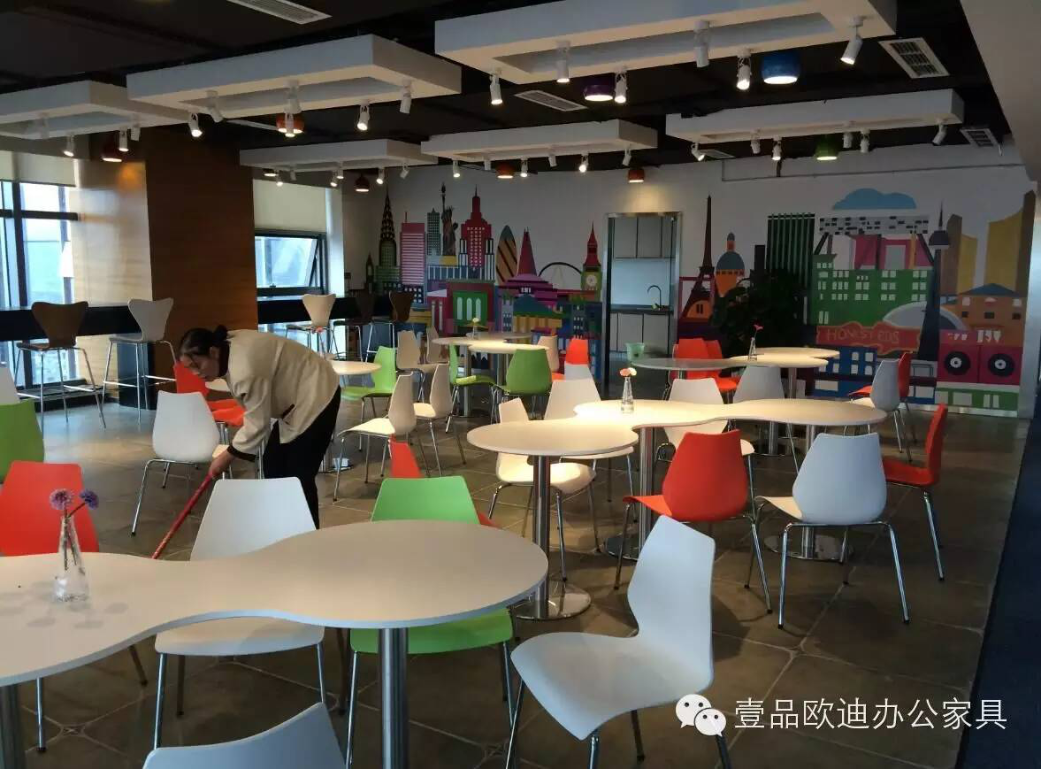 這樣的辦公環境就算加班都興奮！-壹品歐迪工程案例