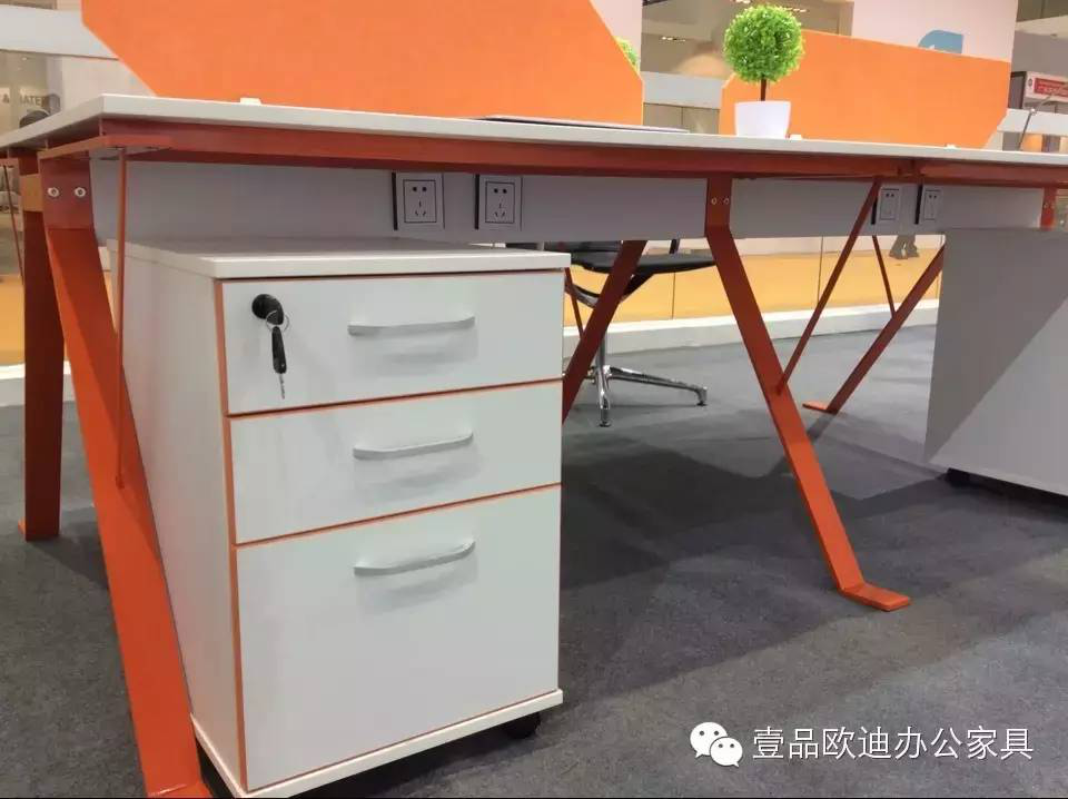 壹品歐迪攜新品亮相2015上海家具展！