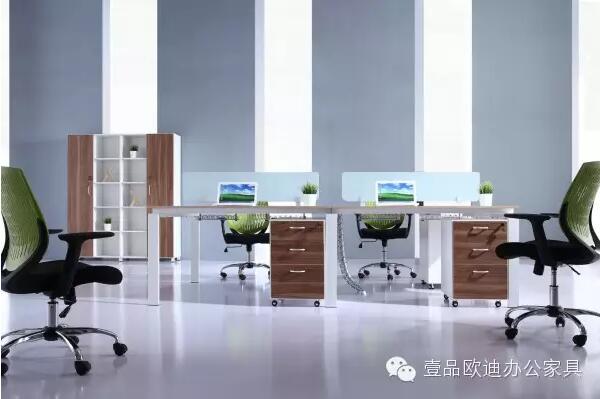 選擇辦公家具的最佳時期？