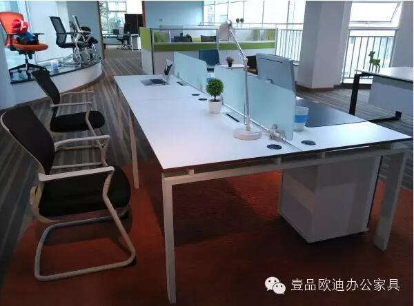 選擇辦公家具的最佳時期？