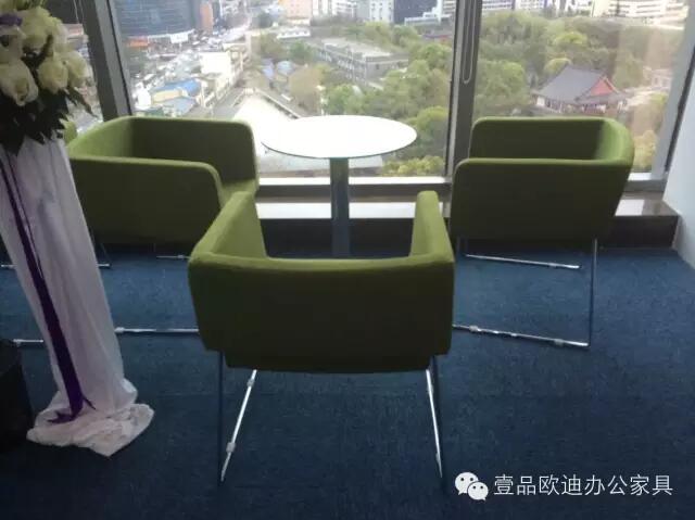 【央視新聞客戶端】京東JD讓老百姓放心網購，壹品歐迪讓京東JD綠色辦公