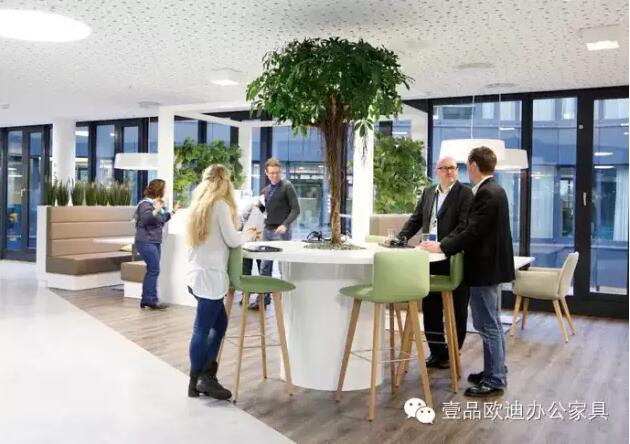 為什么辦公室里一定要養植物？-壹品歐迪辦公家具